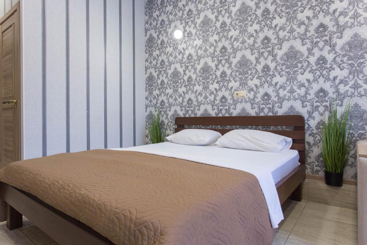 Well Located Studio - Yaroslavska Str. 21 Apartment Kharkiv Bagian luar foto