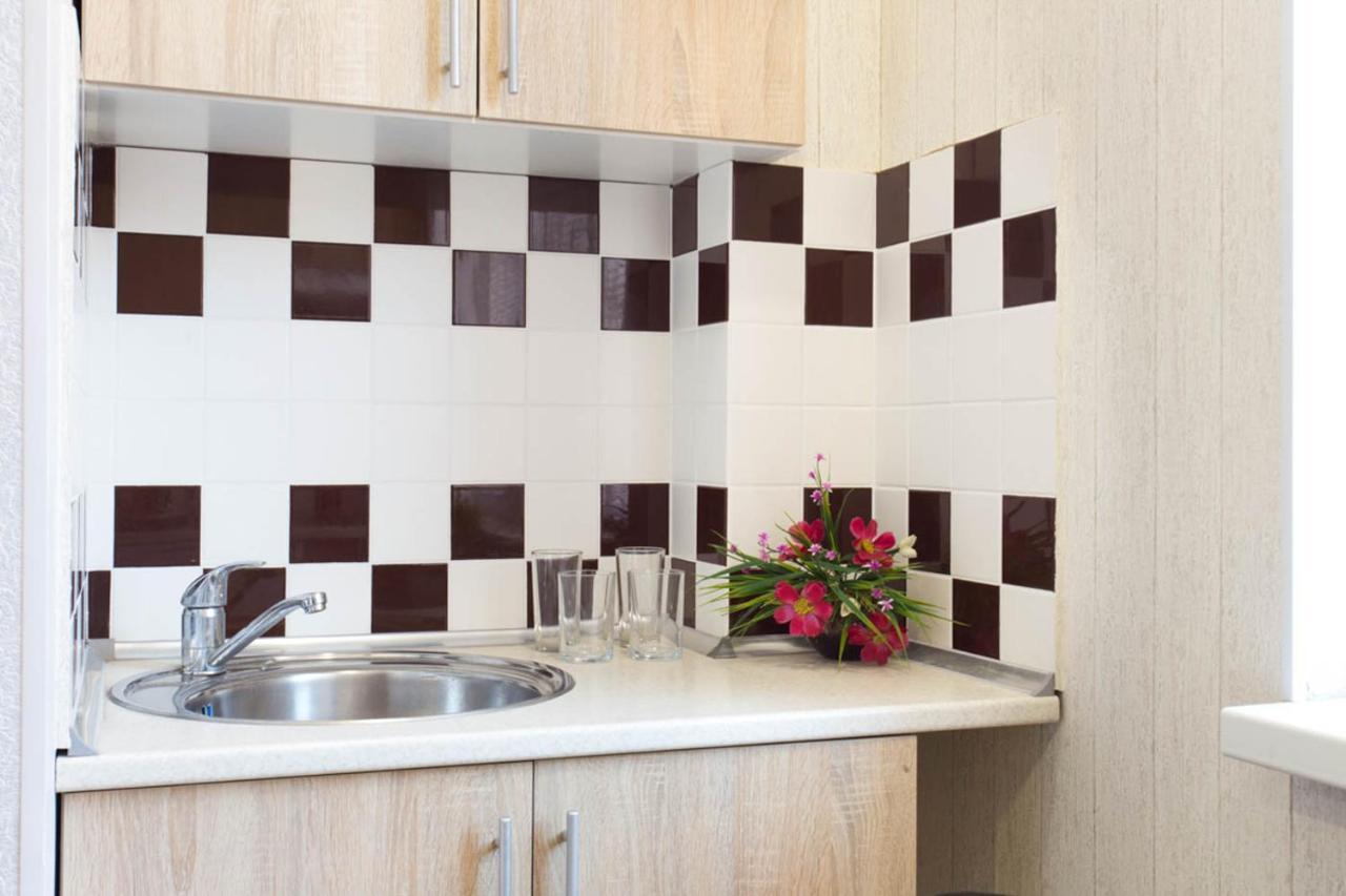 Well Located Studio - Yaroslavska Str. 21 Apartment Kharkiv Bagian luar foto
