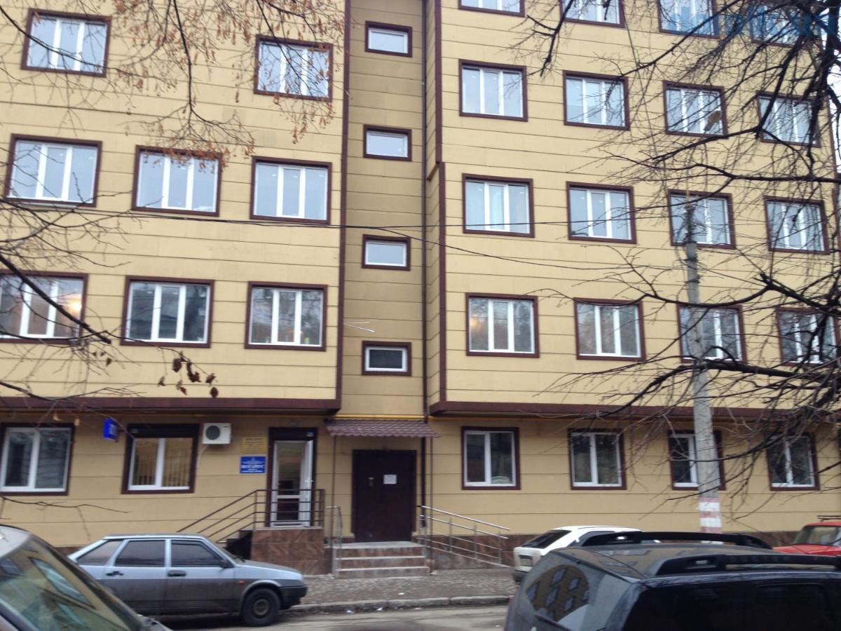 Well Located Studio - Yaroslavska Str. 21 Apartment Kharkiv Bagian luar foto
