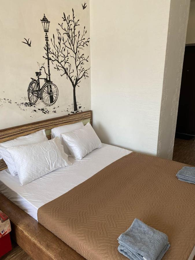 Well Located Studio - Yaroslavska Str. 21 Apartment Kharkiv Bagian luar foto